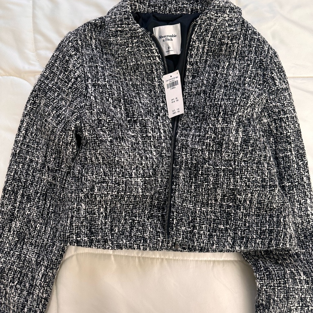 Abercrombie and Fitch cropped coat